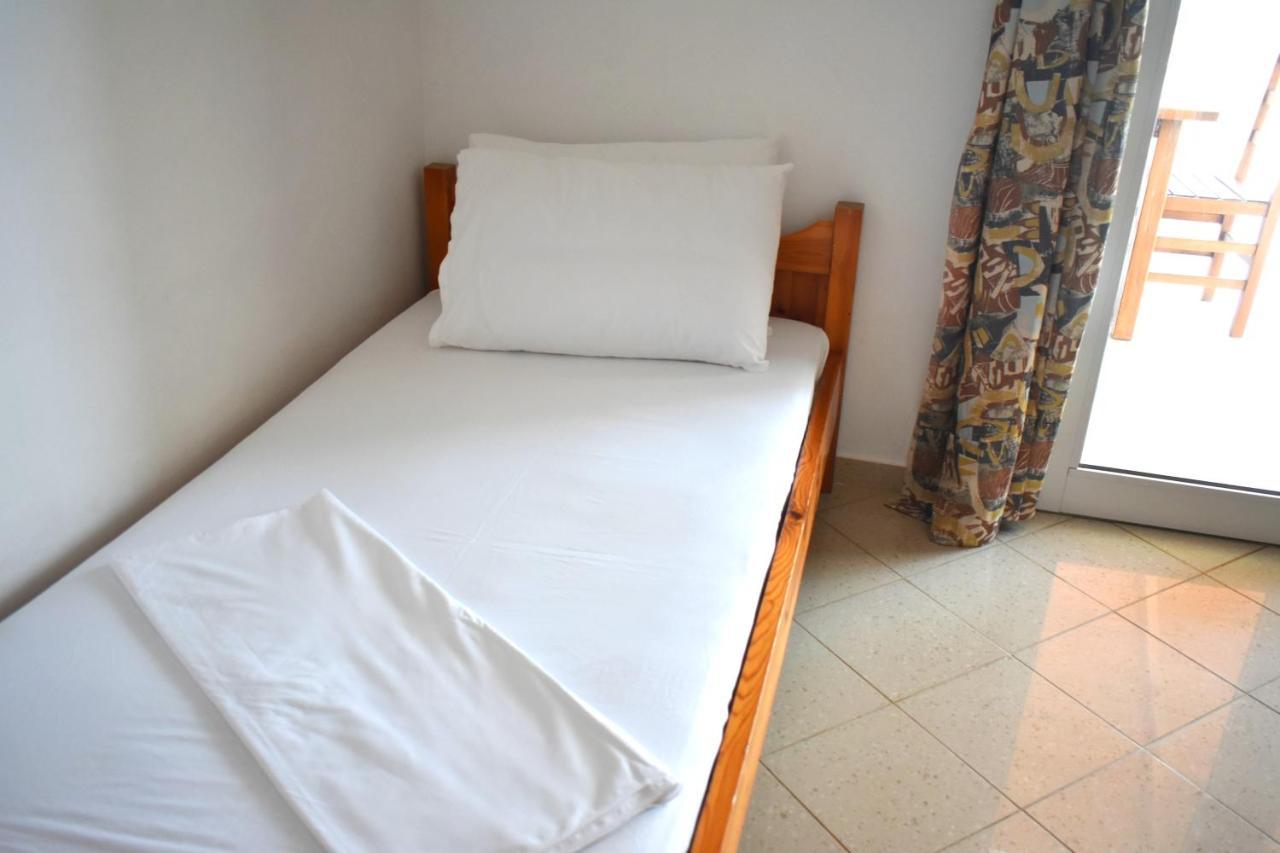 Ionio Rooms II Himare Ngoại thất bức ảnh