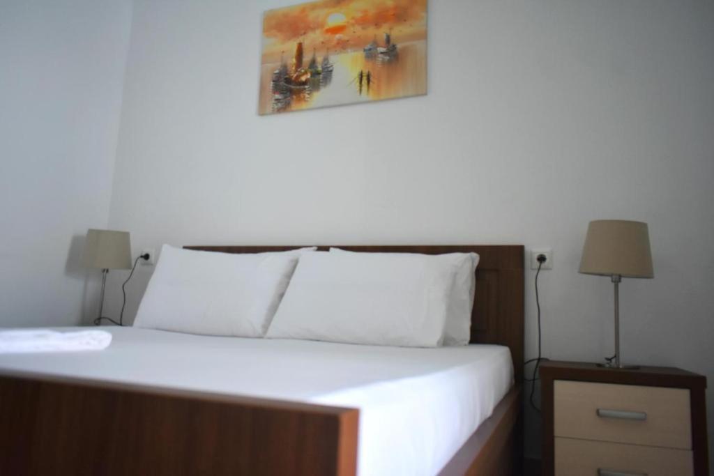 Ionio Rooms II Himare Ngoại thất bức ảnh